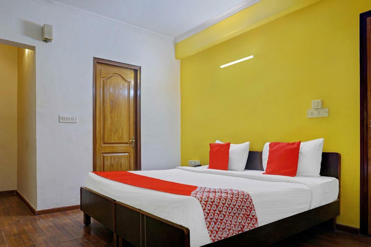 Oyo Flagship 592 Hauz Khas Village Ню Делхи Екстериор снимка